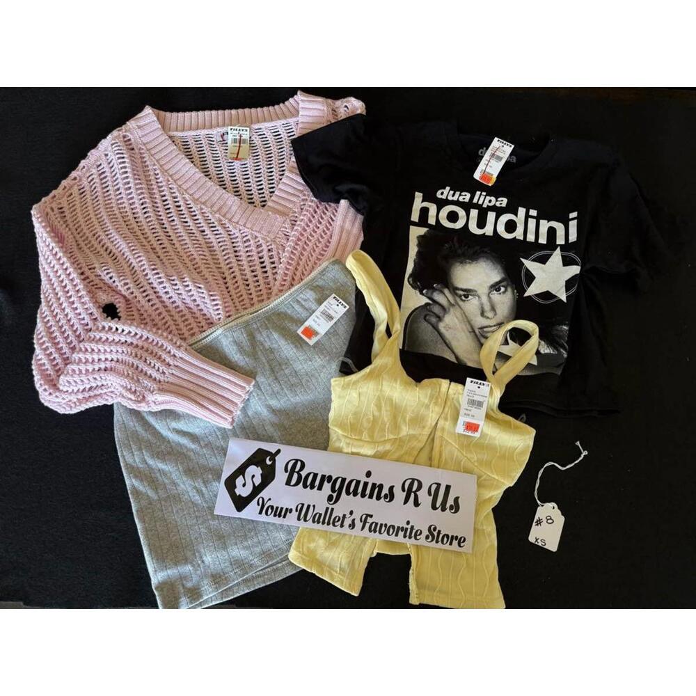 ORDER #8 Tillys Women 4pc Clothing Lot Dua Lipa Tee Crop Sweater Tank Skirt XS